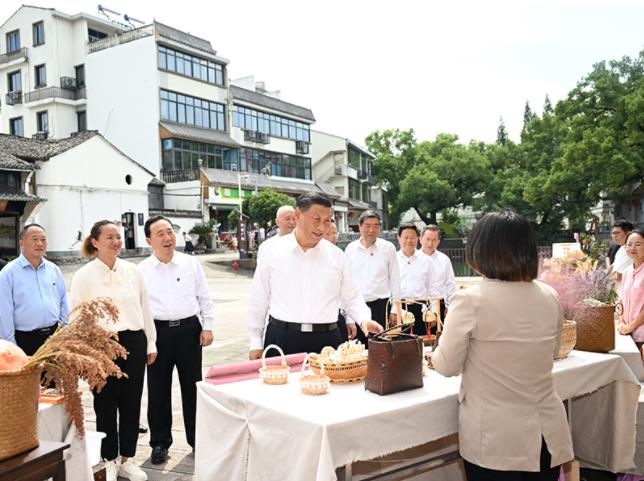 習(xí)近平在浙江考察時強(qiáng)調(diào) 始終干在實處走在前列勇立潮頭 奮力譜寫中國式現(xiàn)代化浙江新篇章 返京途中在山東棗莊考察